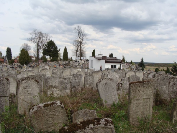 Єврейський цвинтар в Любачові