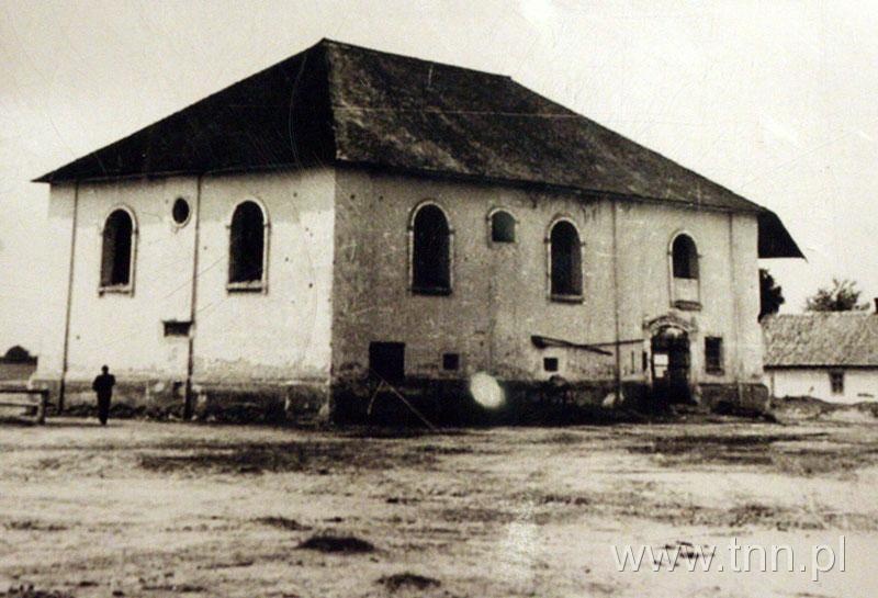 Synagoga w Józefowie, 1955, zbiory Miejskiej Biblioteki Publicznej w Józefowie