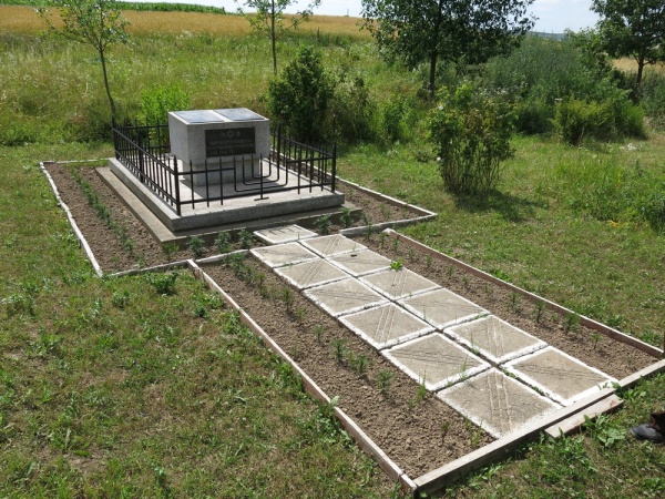 Rohatyn, the mass grave of local Jews killed by Nazis