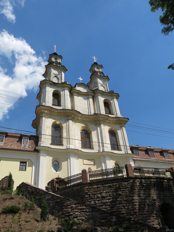 Бучач, Монастырь и церковь Отцов Василиан