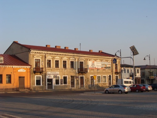 Будівлі на площі Анни Яблоновської в Коцьку