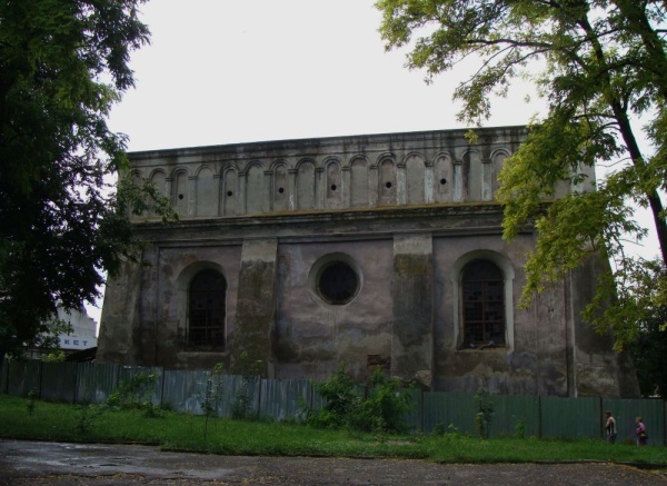 The synagogue in Zhovkva, also known as Sobieski shul, build in the 1690s
