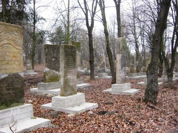 Острог, еврейское кладбище