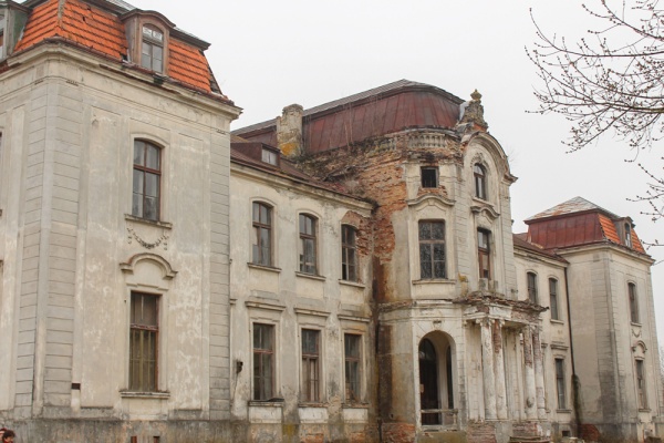 The Chetvertinsky Palace in Zheludok, built in 1908 by architect Władysław Marconi
