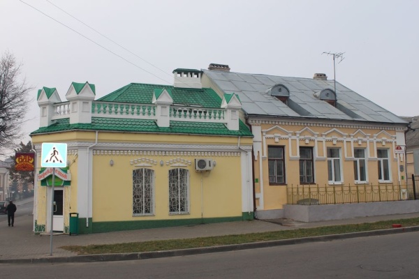 Pinsk. Former shop of Pinhus Kolodny. Lenina street 55