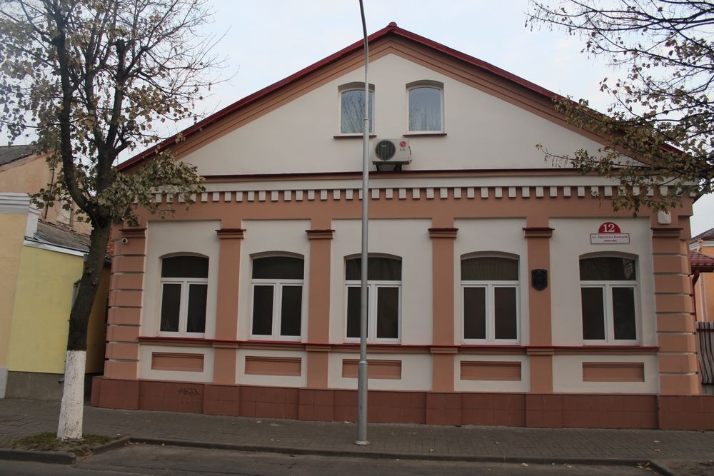 Działająca synagoga w Pińsku-Karlinie przy ulicy Dywizji Irkucko-Pińskiej 12